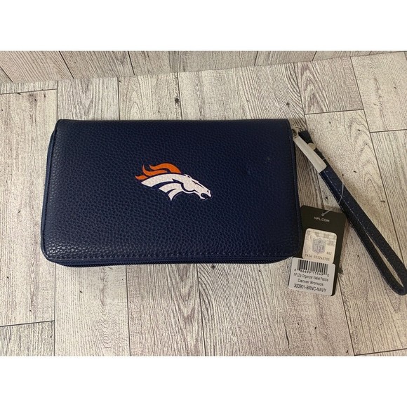 NFL Denver Broncos Women's Zip Organizer Pebble Strap Wallet Navy Blue Brand New - Picture 1 of 8